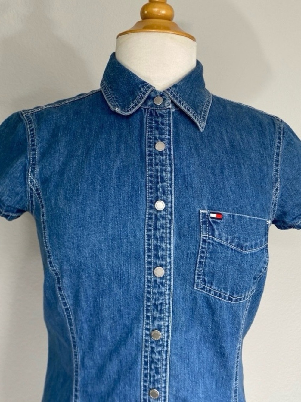 Tommy Hilfiger Women's Blue Denim Short Sleeve Button Down Dress Size 4 Western - Picture 5 of 16